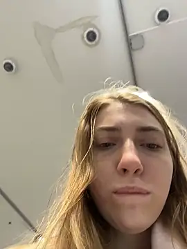 Sunny   Bunny online show from 09-24-25, 08:39