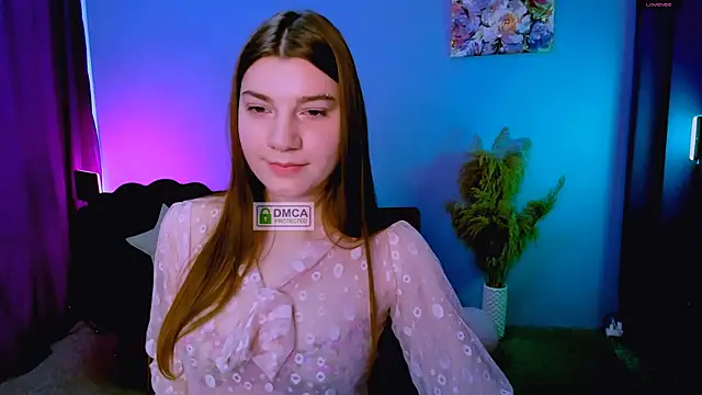 Snapshot of pure_radiance1 chatting on 02-14-25, 10:07 pure radiance1 online show from 02-14-25, 10:07