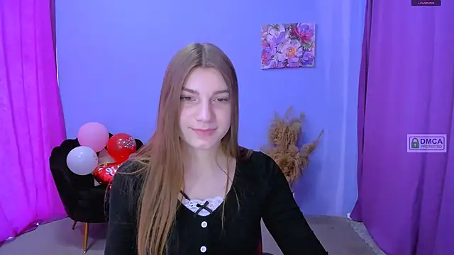 Snapshot of pure_radiance1 chatting on 02-19-25, 09:50 pure radiance1 online show from 02-19-25, 09:50