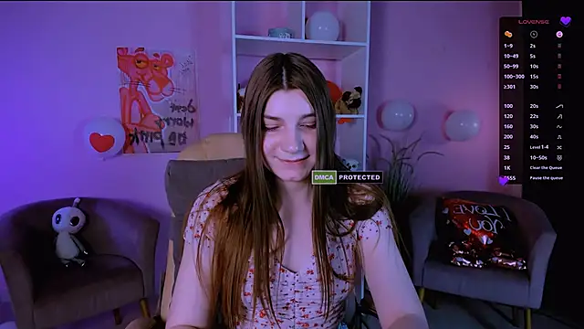 Snapshot of pure_radiance1 chatting on 02-25-25, 12:34 pure radiance1 online show from 02-25-25, 12:34