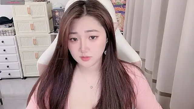 Stars Elyn online show from 05-29-26, 12:58