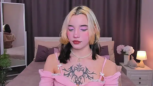 Snapshot of as1an_girlfriend chatting on 01-24-25, 03:54 as1an girlfriend online show from 01-24-25, 03:54