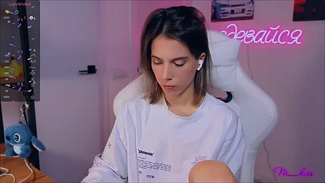  ni kiss online show from 09-16-25, 05:03