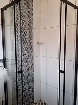 Snapshot of the666D chatting on 03-10-25, 07:32 the666D online show from 03-10-25, 07:32