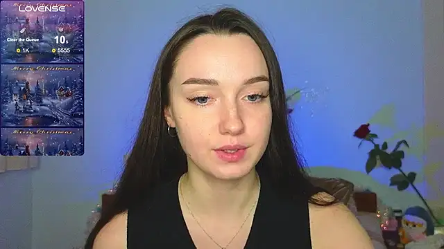 Snapshot of Wild_Sophie_ chatting on 12-25-24, 06:41 Wild Sophie online show from 12-25-24, 06:41