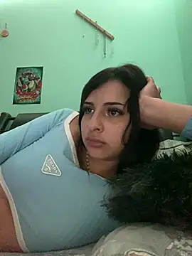 Snapshot of Hilary_pinkk chatting on 01-03-25, 07:38 Hilary pinkk online show from 01-03-25, 07:38