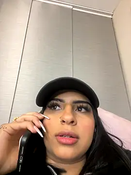 Snapshot of Hilary_pinkk chatting on 12-05-25, 03:15 Hilary pinkk online show from 12-05-25, 03:15