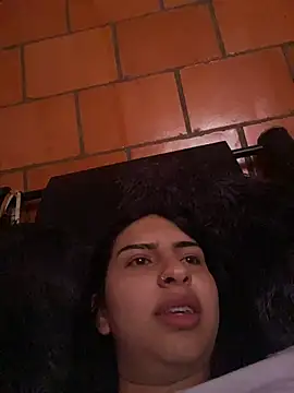 Snapshot of Hilary_pinkk chatting on 12-17-25, 10:05 Hilary pinkk online show from 12-17-25, 10:05