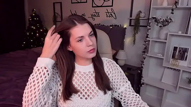 Snapshot of BellaSweetHeart chatting on 01-13-25, 01:17 BellaSweetHeart online show from 01-13-25, 01:17