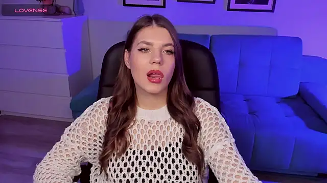 Snapshot of BellaSweetHeart chatting on 11-12-25, 11:54 BellaSweetHeart online show from 11-12-25, 11:54