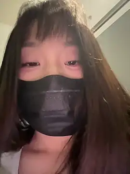 Snapshot of Xixi-Gala chatting on 10-27-25, 04:16 Xixi-Gala online show from 10-27-25, 04:16