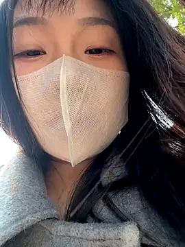 Snapshot of Xixi-Gala chatting on 11-24-25, 04:23 Xixi-Gala online show from 11-24-25, 04:23