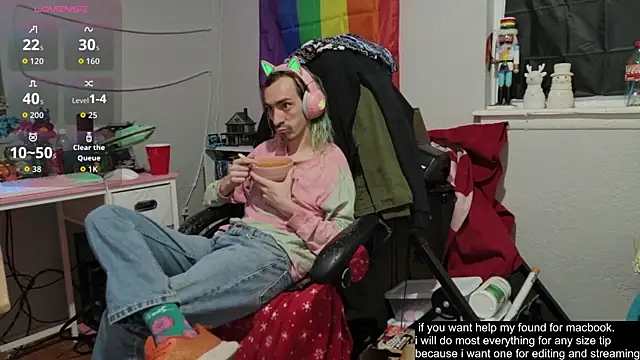 tallnerdyguy online show from 09-28-25, 03:01