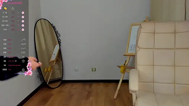 Snapshot of margeriTirell chatting on 12-08-24, 05:50 margeriTirell online show from 12-08-24, 05:50