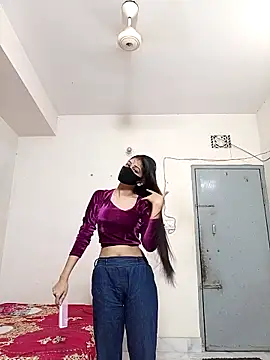 Snapshot of Tisha-01 chatting on 04-11-26, 02:27 Tisha-01 online show from 04-11-26, 02:27