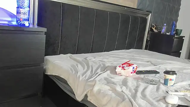 LaurynCopper online show from 07-11-26, 05:10