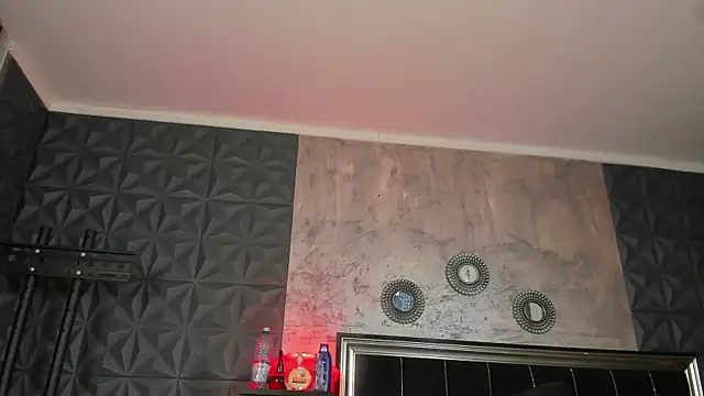 LaurynCopper online show from 07-24-26, 05:49