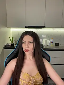 CurlyLara online show from 04-06-26, 03:35