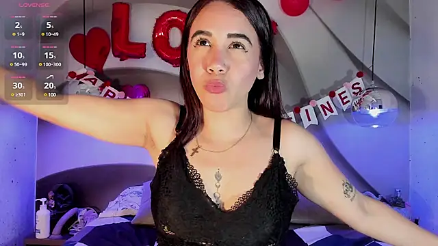 Snapshot of shaidyscott chatting on 02-12-25, 01:06 shaidyscott online show from 02-12-25, 01:06