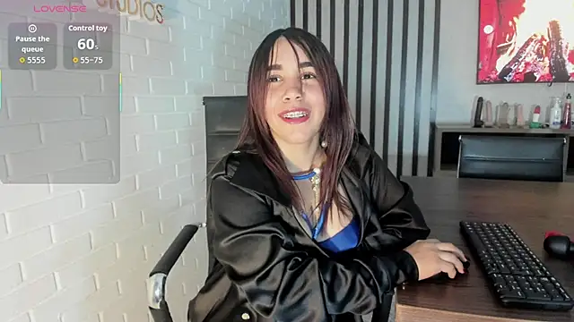 Snapshot of shaidyscott chatting on 09-29-25, 03:11 shaidyscott online show from 09-29-25, 03:11