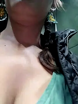 Snapshot of Alysson-- chatting on 03-12-25, 12:47 Alysson-- online show from 03-12-25, 12:47