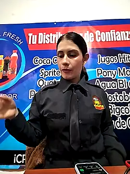 Snapshot of Alysson-- chatting on 10-03-25, 02:25 Alysson-- online show from 10-03-25, 02:25