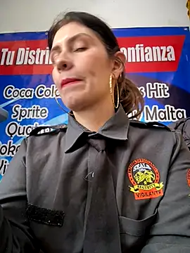 Snapshot of Alysson-- chatting on 10-28-25, 03:04 Alysson-- online show from 10-28-25, 03:04