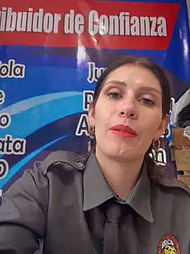 Snapshot of Alysson-- chatting on 11-11-25, 06:30 Alysson-- online show from 11-11-25, 06:30