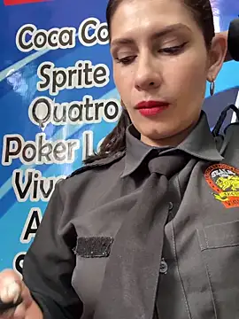 Snapshot of Alysson-- chatting on 12-03-25, 01:20 Alysson-- online show from 12-03-25, 01:20