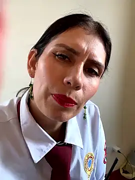 Snapshot of Alysson-- chatting on 01-13-26, 02:44 Alysson-- online show from 01-13-26, 02:44