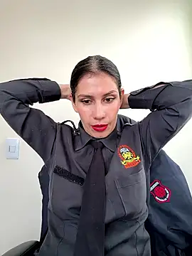 Snapshot of Alysson-- chatting on 01-15-26, 03:16 Alysson-- online show from 01-15-26, 03:16