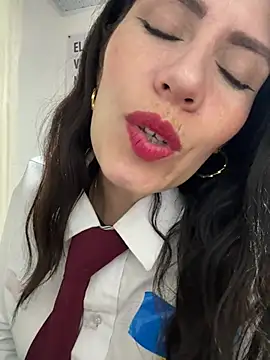 Snapshot of Alysson-- chatting on 03-12-26, 02:23 Alysson-- online show from 03-12-26, 02:23