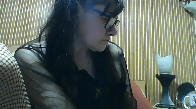 Snapshot of AlanaLaDream chatting on 02-06-25, 06:13 AlanaLaDream online show from 02-06-25, 06:13