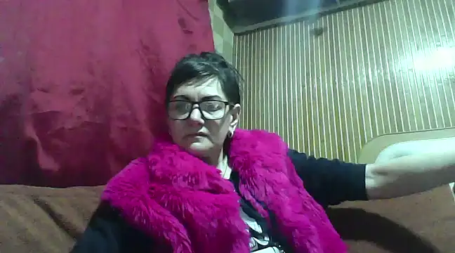 Snapshot of AlanaLaDream chatting on 02-25-25, 09:35 AlanaLaDream online show from 02-25-25, 09:35