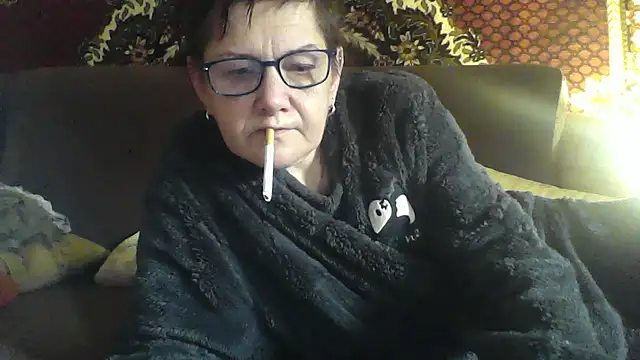 Snapshot of AlanaLaDream chatting on 09-30-25, 09:36 AlanaLaDream online show from 09-30-25, 09:36