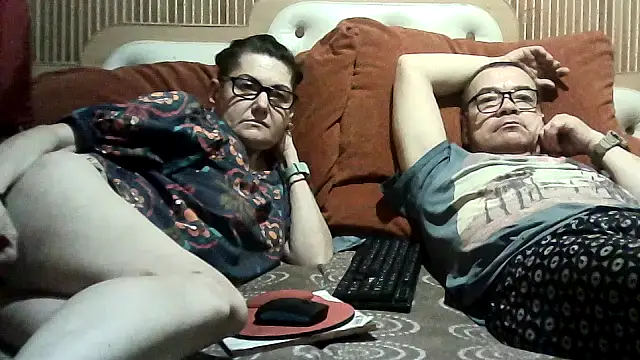 Snapshot of AlanaLaDream chatting on 11-01-25, 05:59 AlanaLaDream online show from 11-01-25, 05:59