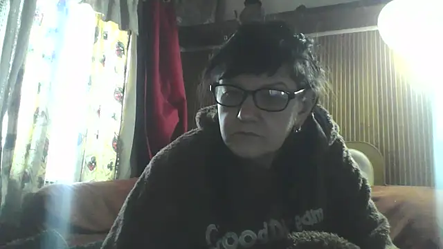 Snapshot of AlanaLaDream chatting on 03-01-26, 01:02 AlanaLaDream online show from 03-01-26, 01:02