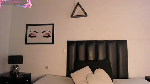 Khenta Michells online show from 01-06-26, 11:14