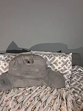 Snapshot of MsPink_Flamingtoes544 chatting on 01-17-26, 12:21 MsPink Flamingtoes544 online show from 01-17-26, 12:21