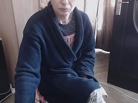 Snapshot of HornyClitX chatting on 03-08-26, 07:01 HornyClitX online show from 03-08-26, 07:01