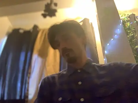 Snapshot of jay_weston chatting on 03-20-25, 01:02 jay weston online show from 03-20-25, 01:02