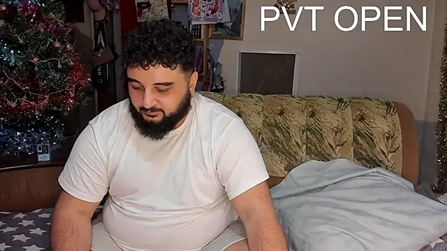 Snapshot of teddy_alan chatting on 02-21-25, 02:48 teddy alan online show from 02-21-25, 02:48