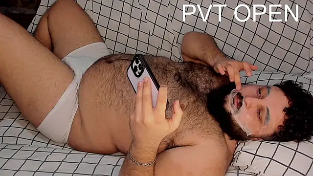 Snapshot of teddy_alan chatting on 03-04-25, 08:38 teddy alan online show from 03-04-25, 08:38