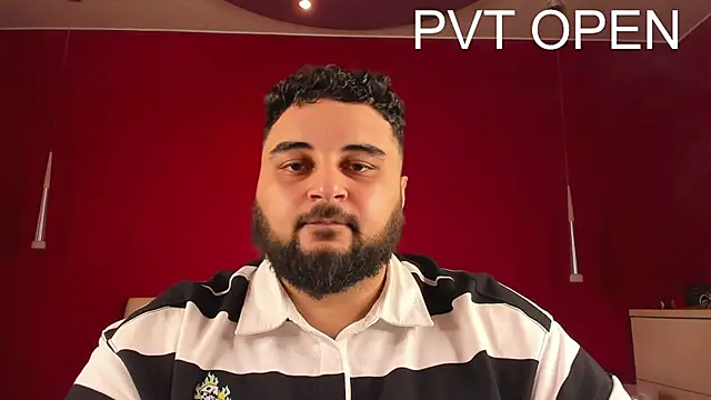 Snapshot of teddy_alan chatting on 03-10-25, 11:06 teddy alan online show from 03-10-25, 11:06