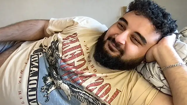 Snapshot of teddy_alan chatting on 09-18-25, 01:24 teddy alan online show from 09-18-25, 01:24