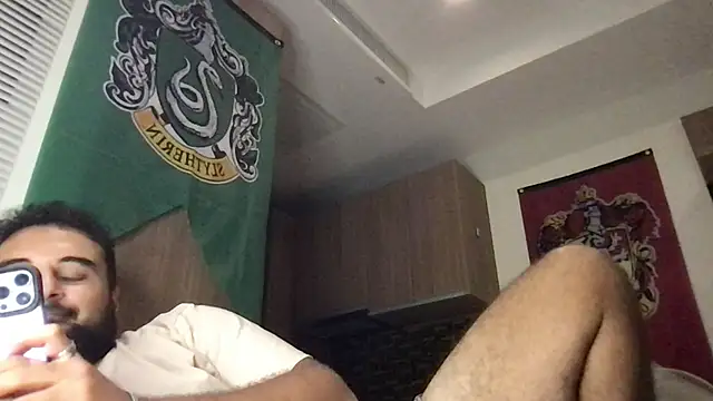 Snapshot of teddy_alan chatting on 02-18-26, 06:26 teddy alan online show from 02-18-26, 06:26