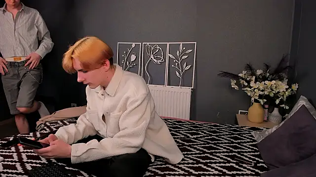 Snapshot of AndrewwCarter2 chatting on 02-07-26, 07:17 AndrewwCarter2 online show from 02-07-26, 07:17