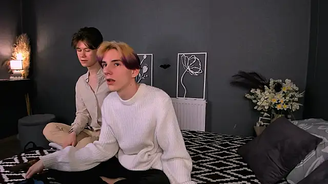 Snapshot of AndrewwCarter2 chatting on 02-14-26, 07:21 AndrewwCarter2 online show from 02-14-26, 07:21