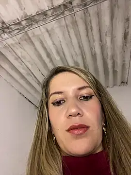 gwen ashly online show from 07-22-26, 06:27
