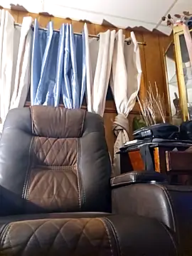 hungverrec online show from 09-27-25, 07:02